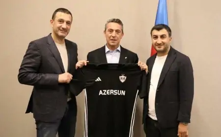 "Qarabağ" rəhbərliyi Ali Koça nə hədiyyə etdi?