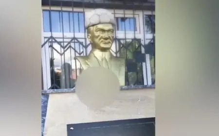 Atatürkün büstünü təhqir edən ruhani həbs edildi