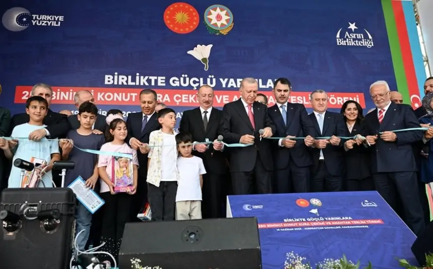 Əliyevlə Ərdoğan “Azərbaycan Məhəlləsi”nin açılış mərasimində - Video - Yenilənib