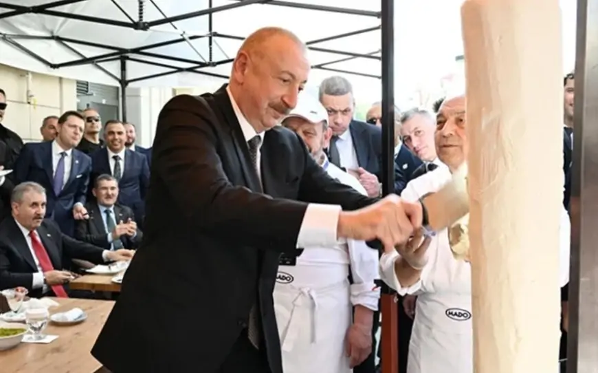 Prezidentlər Maraş dondurması yedilər - VİDEO