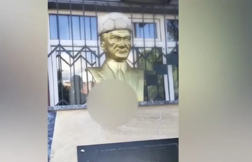 Atatürkün büstünü təhqir edən ruhani həbs edildi - "Kafir, yəhudi..." + VİDEO
