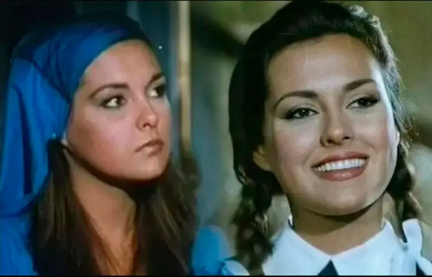 “Çalıkuşu”nun 62 yaşlı “Feride”si açıq-saçıq geyimdə - Foto