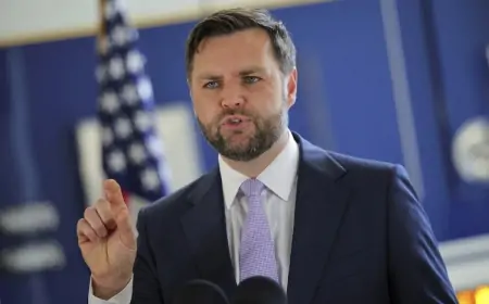 Ceyms Vensin korteji qəzaya uğradı