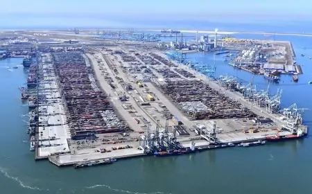 Avropanın ən böyük limanı Rusiya ilə müharibə üçün hazırlanır 