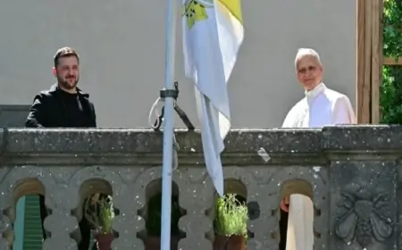 Zelenski Roma Papası ilə görüşdü: