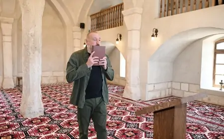 Prezident Qiyaslıdakı tarixi məscidin açılışında