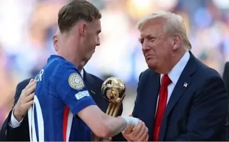 "Deyəsən, ona belə dedim"