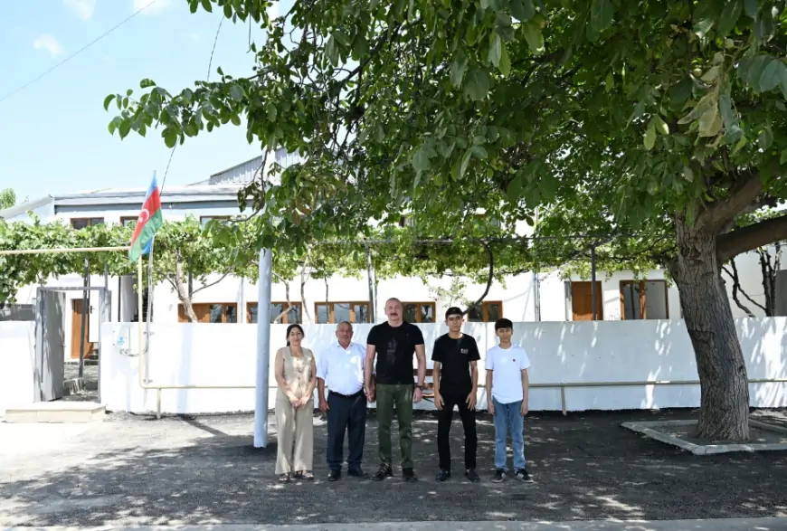 İlham Əliyev Təzəbinədə bu ailənin qonağı oldu - FOTOLAR