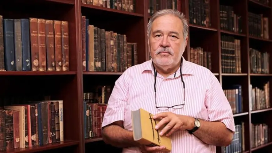 İlbər Ortaylı qəzaya düşdü, sürücülər əlbəyaxa oldu - FOTO