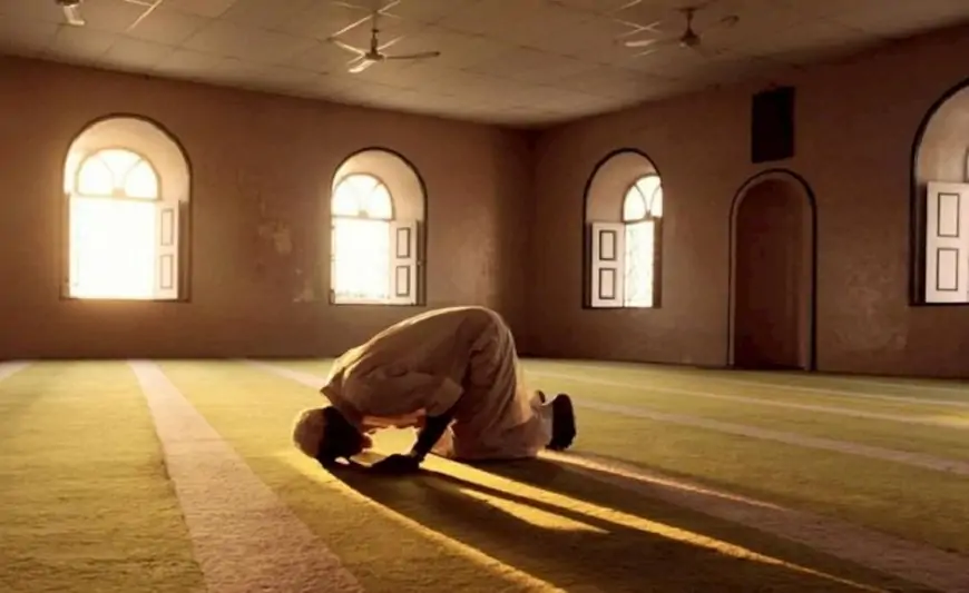 Bakıda qazi məsciddə yatan adamı öldürdü - TƏFƏRRÜAT + FOTO