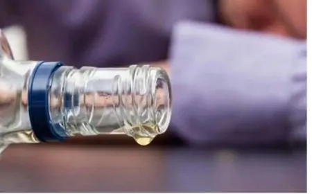 Arıqlamaq üçün sirkə turşusu içdi