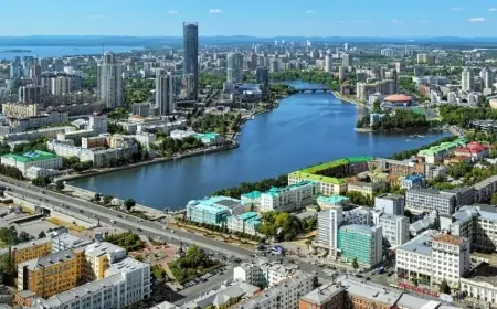 Yekaterinburqda azərbaycanlıların bazarı söküldü 