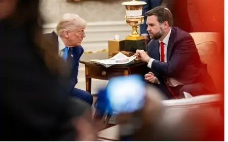 "Tramp yalnız qapını aça bilər, heç kimi zorla otağa sala bilməz" - Vens