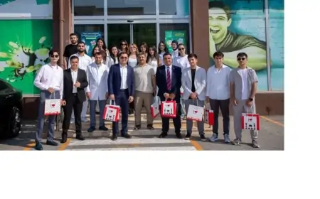 Özbəkistanlı tələbələr “Ulduz” Şokolad Fabrikində - FOTO