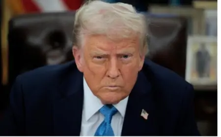 Tramp qəzəbləndi, bu yəhudiləri "axmaq" adlandırdı 