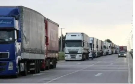 Bu liman İsrailə gedən yük maşınlarını ərazisinə buraxmadı