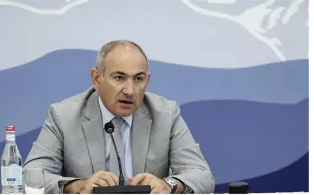 Ermənistandan Paşinyanın "digər oğlan" adlandırılmasına reaksiya 