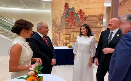 Paşinyan və xanımı ilə Çində görüşdülər - FOTO