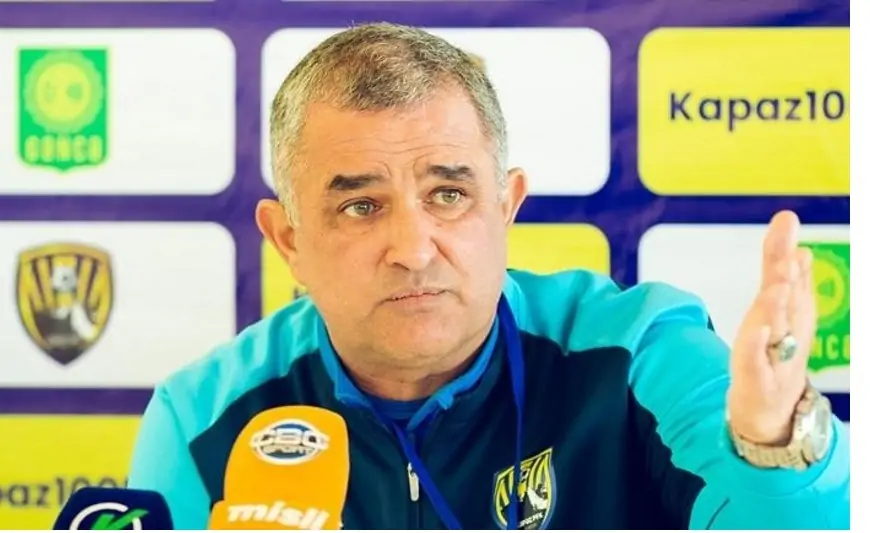 Tərlan Əhmədov stadiondan tapılmış cadunun FOTOSUnu paylaşdı - "Yazılıb ki..."