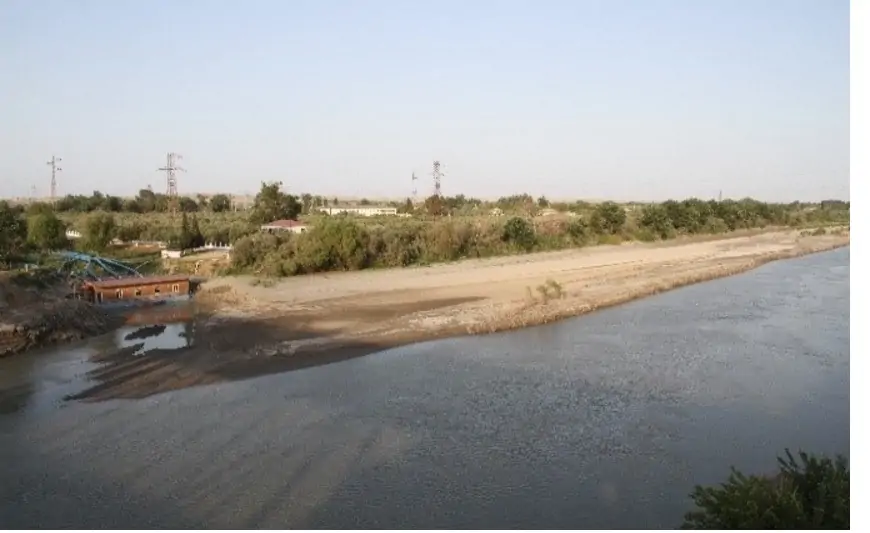 Azərbaycan sahillərində dəniz 2 km geri çəkilib 