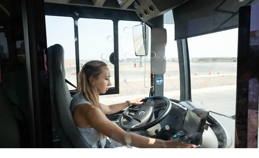 Bakıda avtobusların sükanı arxasına qadınlar keçir 