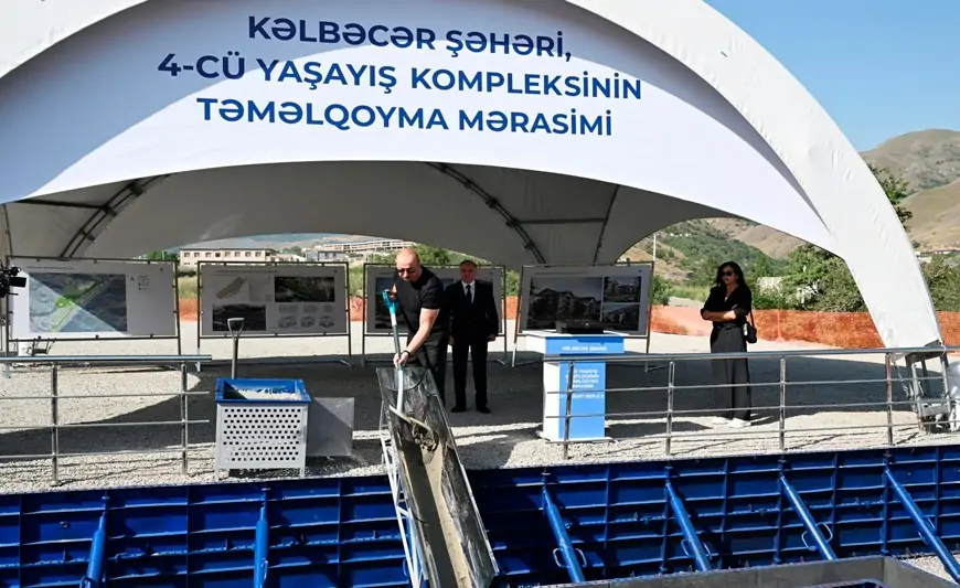 Prezident Kəlbəcərdə 4-cü yaşayış kompleksinin təməlini qoydu - FOTO + YENİLƏNİB