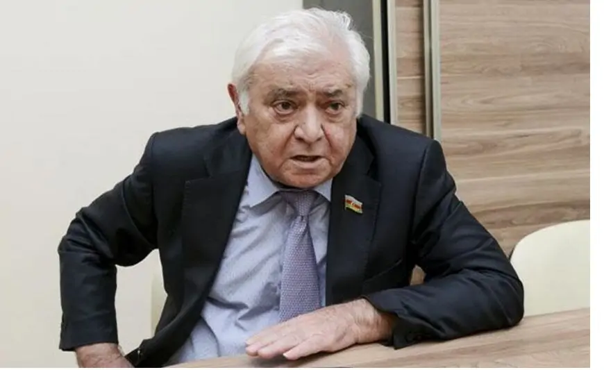 "Elvin Cəfərquliyevi görən kimi öpəcəyəm, qardaşıma da demişəm ki..." - Aqil Abbas