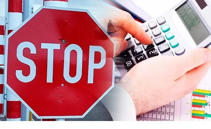 Məktəb direktorunun ölkədən çıxışına "stop" qoyuldu 