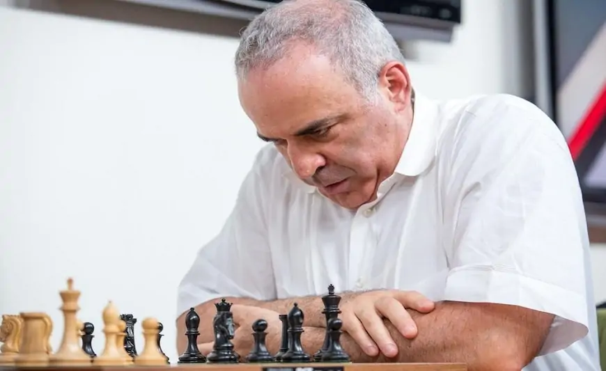 “İndi ABŞ-də hər gün Uotergeyt baş verir” - Harri Kasparov