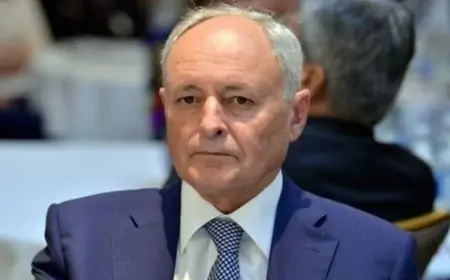 Təcili yardım maşını gələnə qədər...