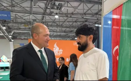 Kəramət kitab sərgisində Razi Nurullayevə elə deyibmi?