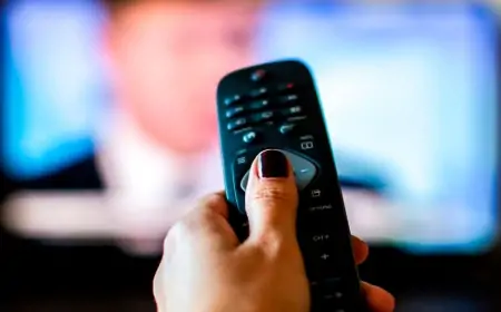 Prezidentliyə namizəd canlı yayımda infarkt keçirib öldü – ANBAAN VİDEO