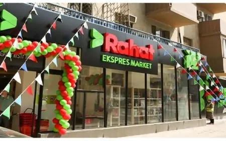 "Oba" marketin torbası ilə "Rahat" marketə gələn kişi döyüldü