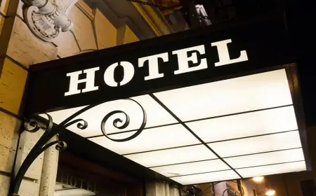 Oteldə əməliyyat: müdir və qeydiyyatçı saxlanıldı