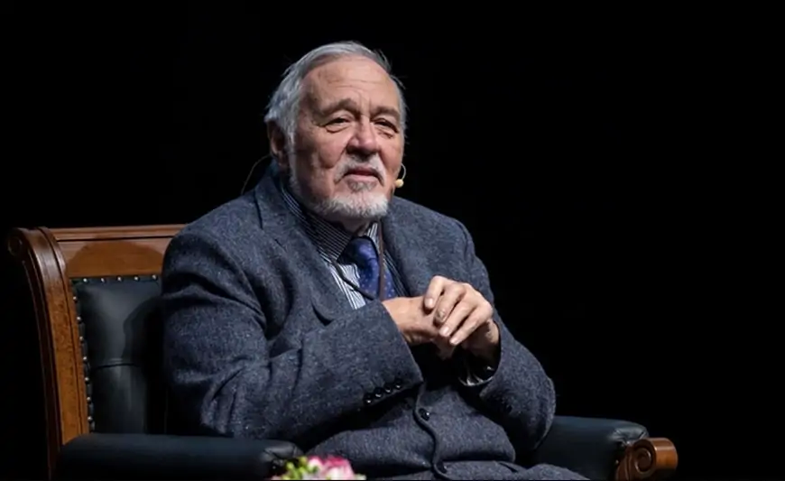 Reanimasiyaya yerləşdirildiyi deyilən İlbər Ortaylıdan AÇIQLAMA 