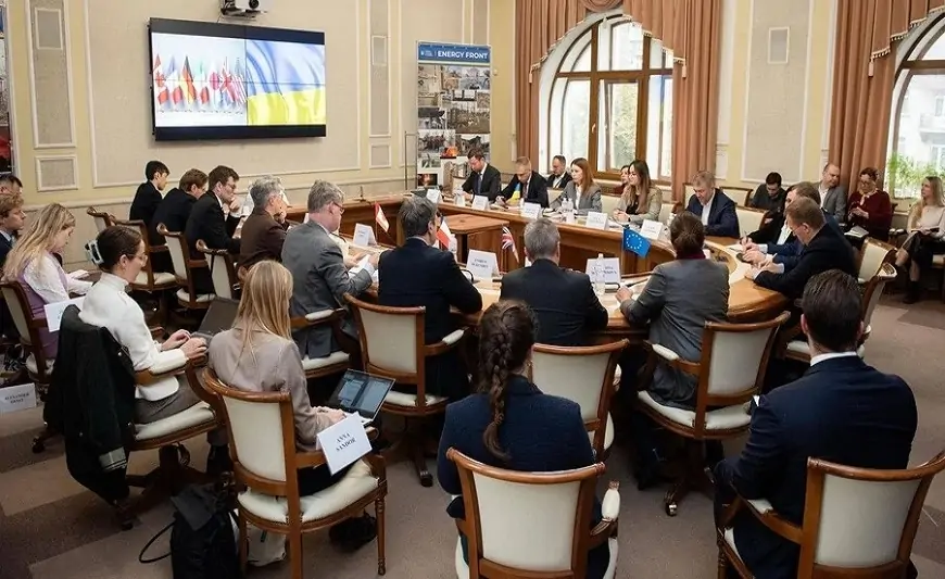 G7 diplomatları təcili toplandılar - Kiyevdə