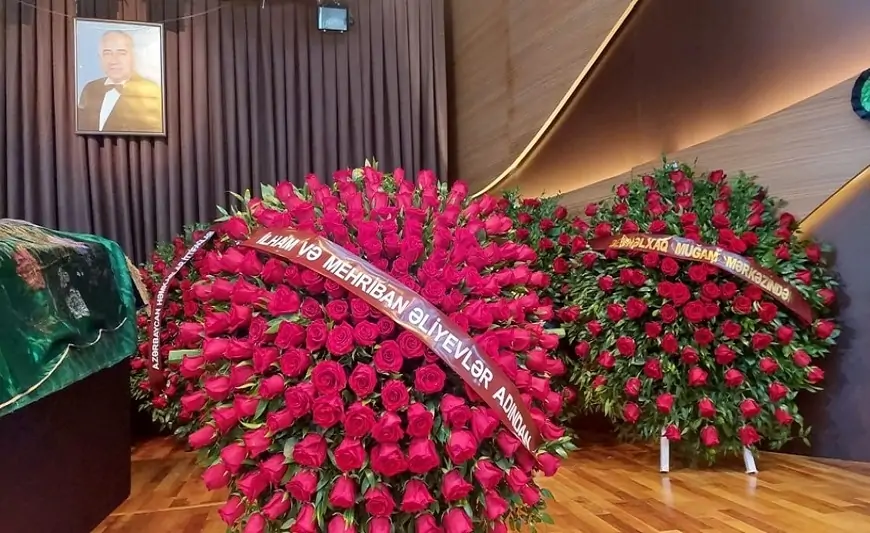 Prezident və xanımı vida mərasiminə əklil göndərdi 