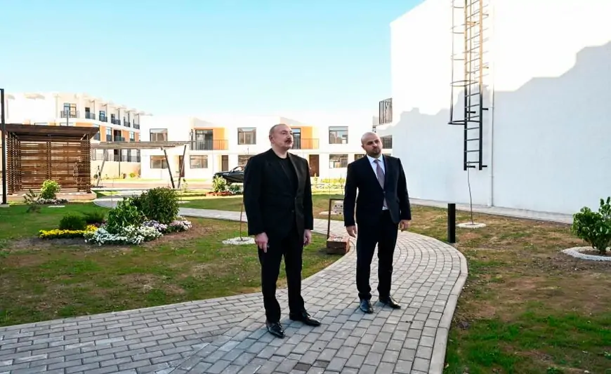 Prezident Zəngilanda 104 mənzilli yaşayış kompleksində - FOTOLAR