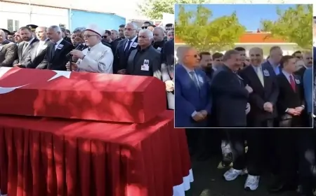 Şəhid dəfnində bu zarafata gülübmüş