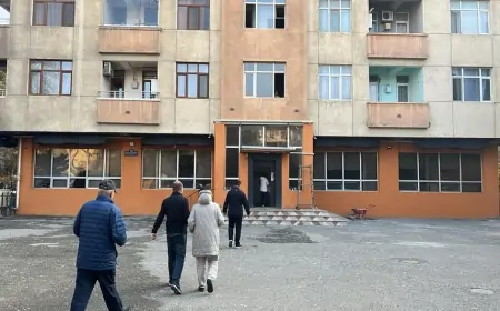 "Açarı istədim, restoranın işçiləri məni döydü" - Yanan binanın ustası