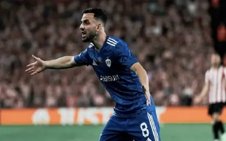 İtaliyalı paparazzi “Qarabağ”ın oyunçusunu qarabaqara izlədi - İçki alır və... + VİDEO