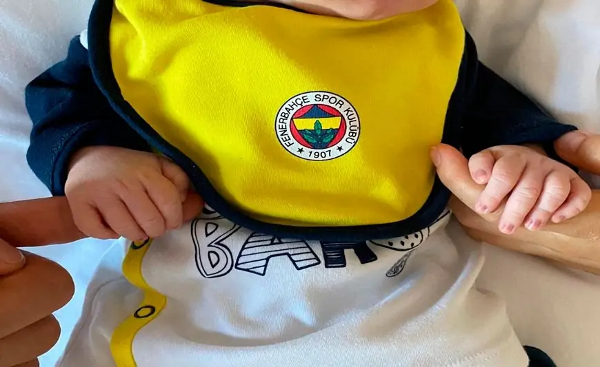 Qızının adını Fənərbağça qoydu - FOTO