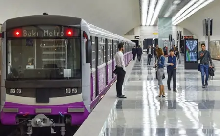 Bakı metrosunda ölüm, kişi relslərin üstünə düşdü 