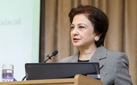 Prezident rektoru təltif etdi 