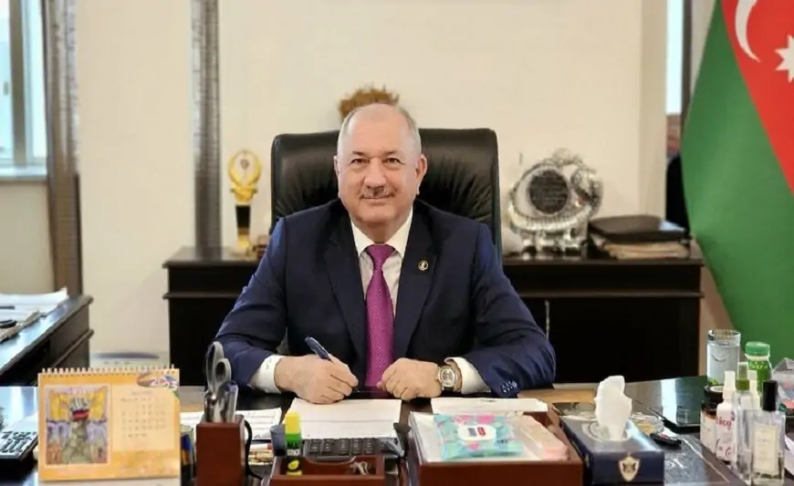 Beyləqanın icra başçısı Tiktokerdən 100 manat aldı - MƏHKƏMƏ