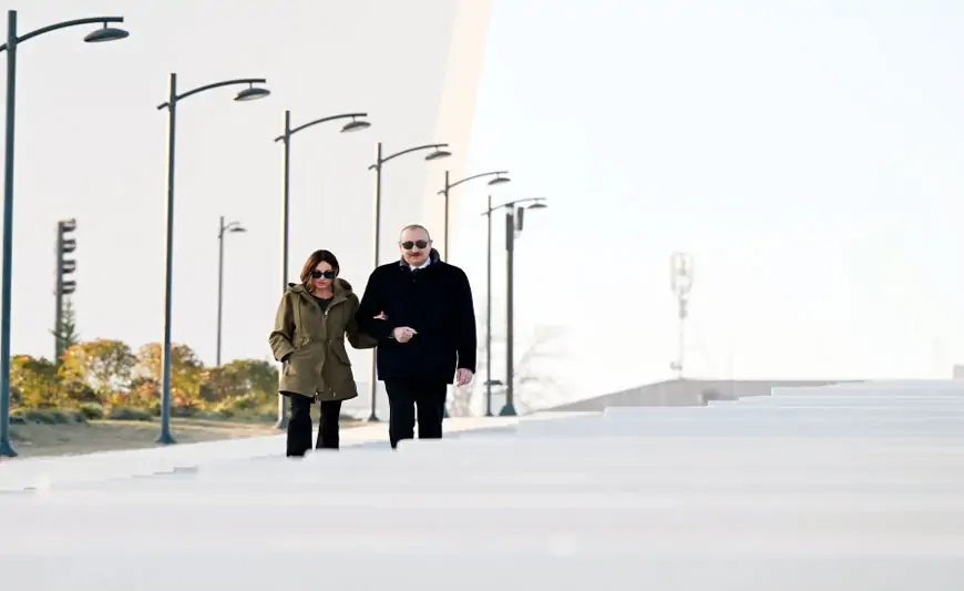 Prezidentlə xanımı Zəfər parkının açılışında - FOTOLAR