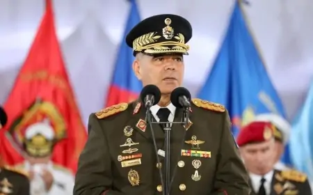 Venesuelanın müdafiə naziri öldürüldü - Evinə hücum