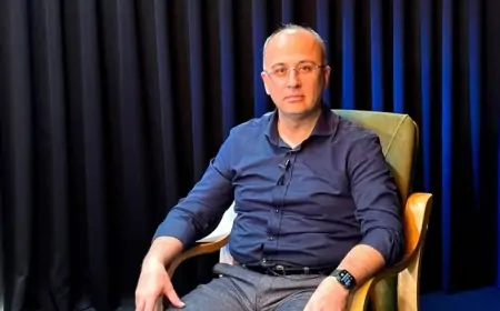 "Məktəbli qızların hicab taxması dini baxımdan düzgün deyil" - Elşad Miri + VİDEO