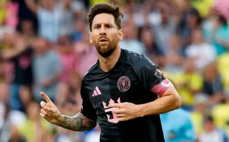 Messi matçın hakimlərinə hücum etdi - ANBAAN VİDEO