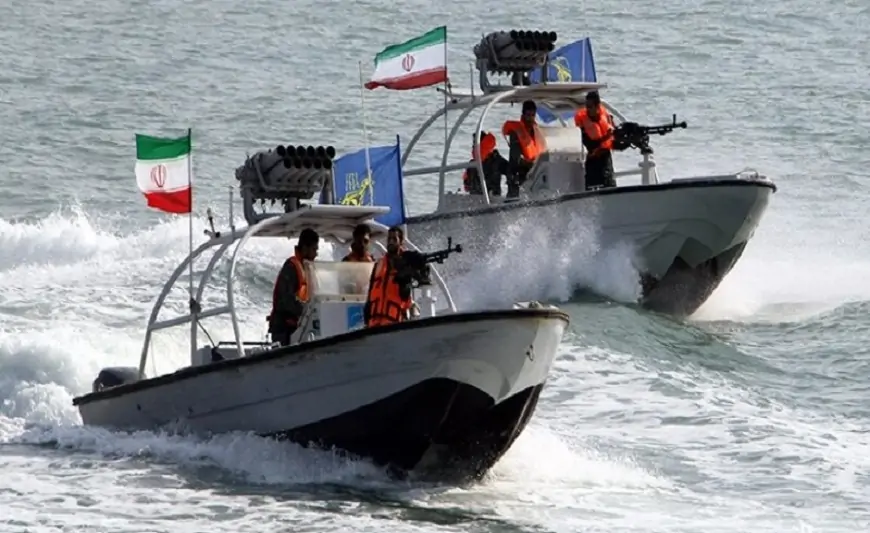 SEPAH iki gəmi və 15 ekipaj üzvünü saxladı 